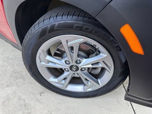 Used 2022 Hyundai Kona SEL w/ Convenience Package AWD/4WD image 35