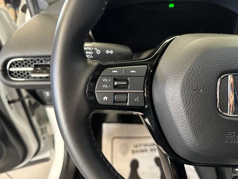 Used 2024 Honda HR-V EX-L image 11