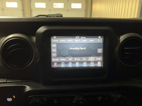 Used 2020 Jeep Wrangler Sport image 22