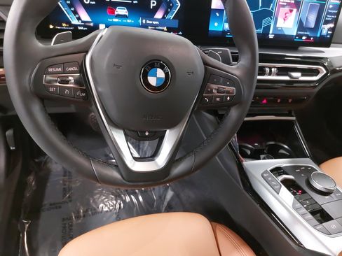 Used 2023 BMW 230i xDrive Coupe w/ Premium Package image 18