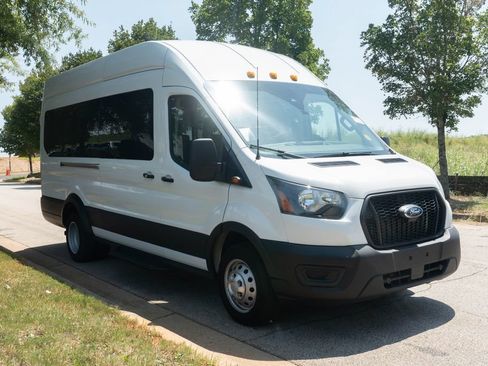 Used 2025 Ford Transit 350 XL RWD image 3
