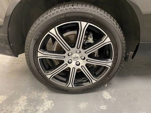 Used 2020 Volvo XC60 T8 Inscription w/ Protection Package image 28