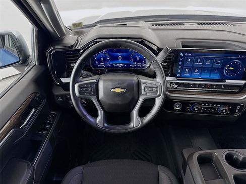 Used 2024 Chevrolet Silverado 1500 LT AWD/4WD image 22