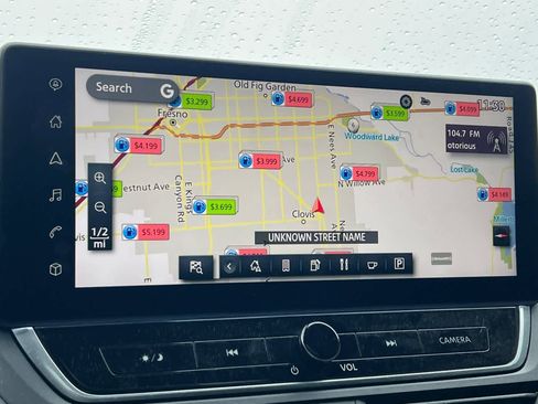 Used 2024 Nissan Altima 2.5 SV w/ SV Premium Package image 19