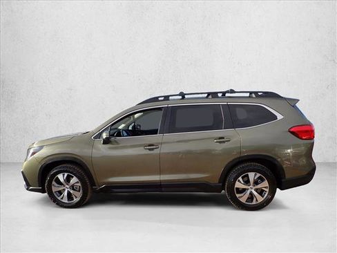 Certified 2023 Subaru Ascent Premium w/ Convenience Package image 2