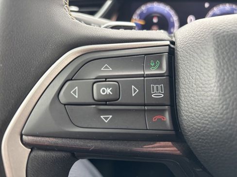 Certified 2023 Jeep Grand Cherokee L Laredo image 27