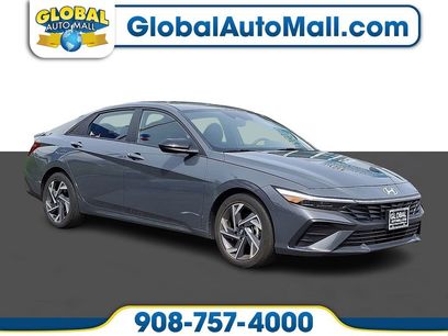 Used 2025 Hyundai Elantra Sport w/ Cargo Package