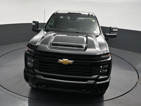 Used 2025 Chevrolet Silverado 2500 Custom w/ Custom Value Package AWD/4WD image 23
