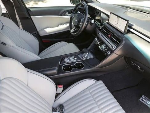 Used 2025 Genesis G70 3.3T Advanced image 34