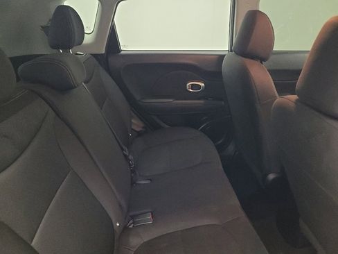 Used 2017 Kia Soul w/ Convenience Package image 19