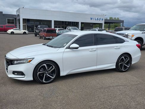 Used 2018 Honda Accord Sport image 31