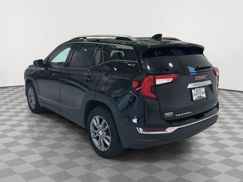 Used 2023 GMC Terrain SLT w/ Infotainment Package II AWD/4WD image 3