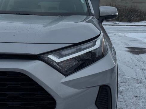 Used 2024 Toyota RAV4 XLE image 7