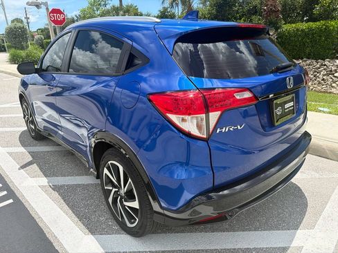Used 2020 Honda HR-V Sport image 3