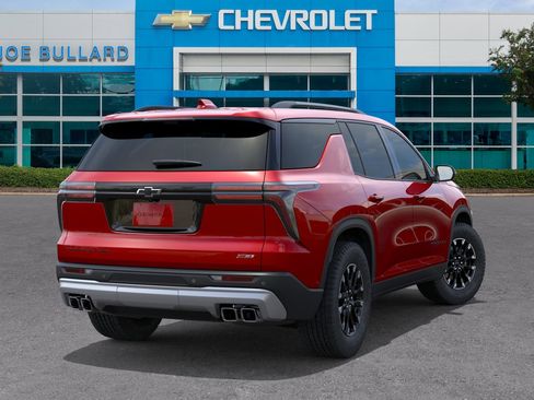 New 2026 Chevrolet Traverse Z71 w/ Enhanced Driving Package AWD/4WD image 4