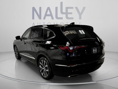 Certified 2023 Acura MDX FWD w/ Technology Package image 3