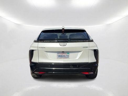 Used 2024 Cadillac Lyriq Sport RWD image 7