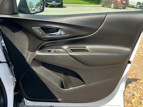 Used 2019 Chevrolet Equinox LT AWD/4WD image 26