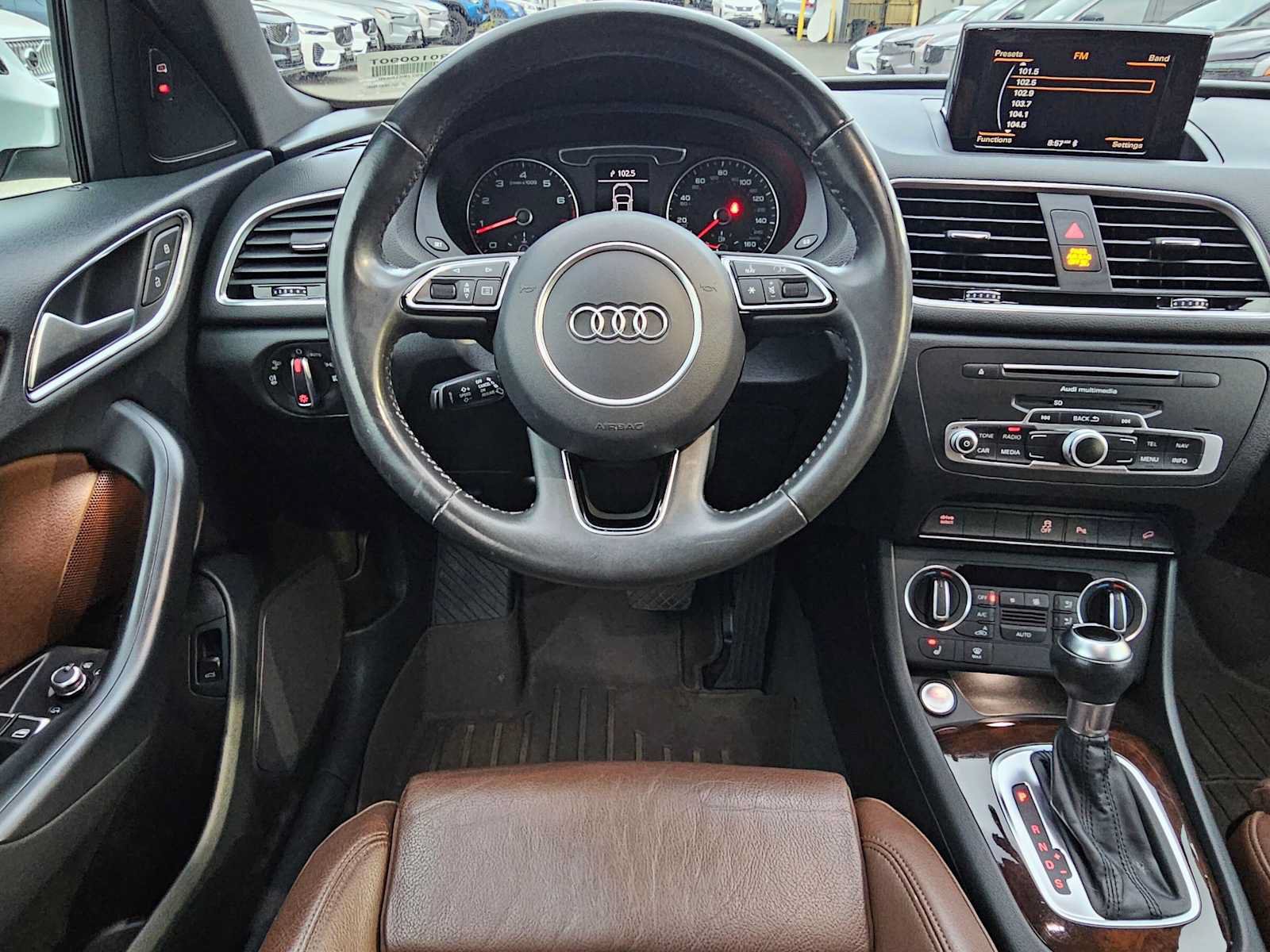 Used 2018 Audi Q3 2.0T Premium Plus w/ Premium Plus Package AWD/4WD image 17