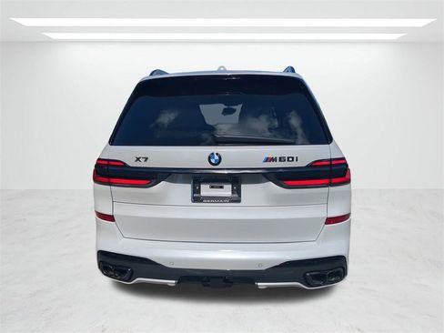 New 2026 BMW X7 M60i image 5