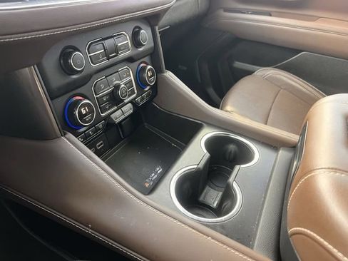 Used 2023 Chevrolet Tahoe High Country image 18