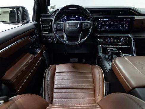 Used 2024 GMC Sierra 1500 Denali Ultimate image 3