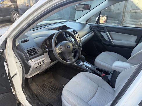 Used 2014 Subaru Forester 2.5i Premium w/ All-Weather Package image 10