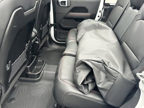 New 2026 Jeep Wrangler Unlimited Rubicon image 21