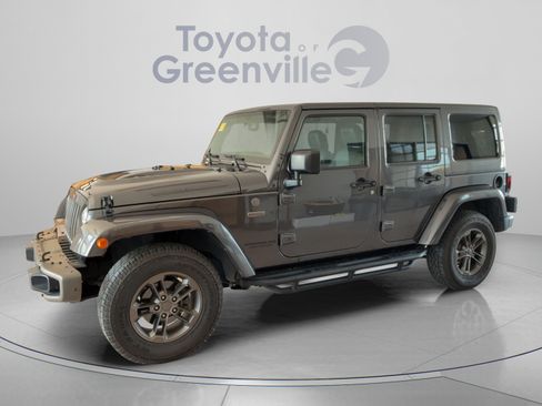 Used 2016 Jeep Wrangler Unlimited Sahara AWD/4WD image 2