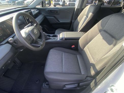 Used 2026 Toyota RAV4 LE AWD/4WD image 15