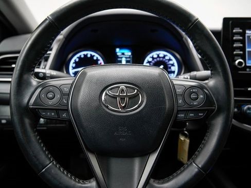 Used 2023 Toyota Camry SE image 31