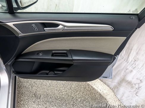 Used 2018 Ford Fusion S FWD image 23
