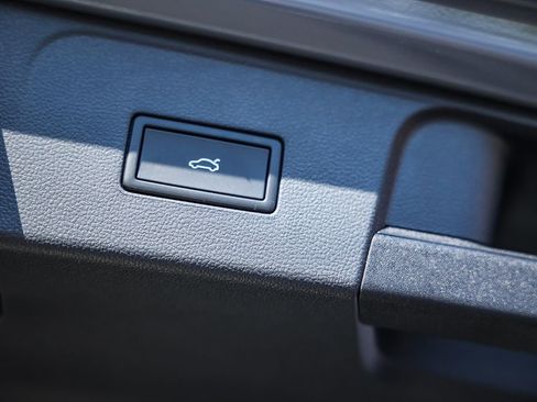 New 2026 Volkswagen Atlas Peak Edition image 22