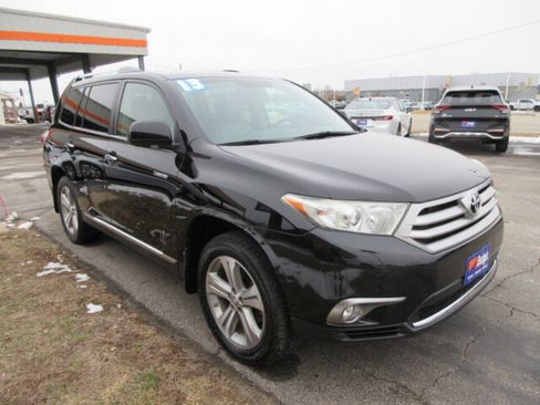 Used 2013 Toyota Highlander Limited image 7