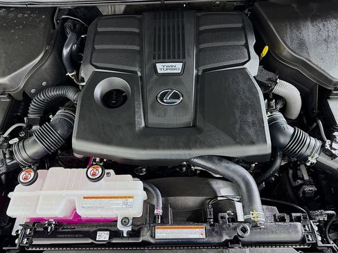Certified 2026 Lexus GX 550 AWD/4WD image 31