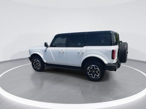 Used 2025 Ford Bronco Outer Banks AWD/4WD image 6