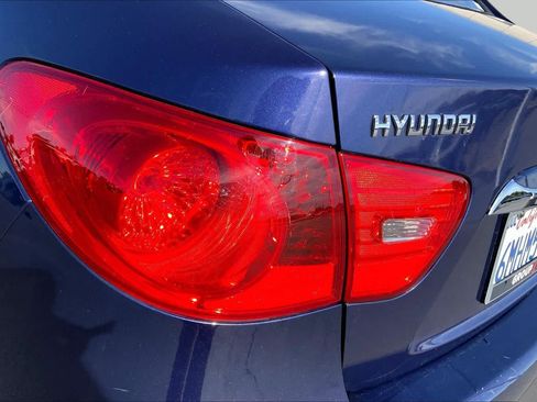 Used 2010 Hyundai Elantra GLS FWD image 27