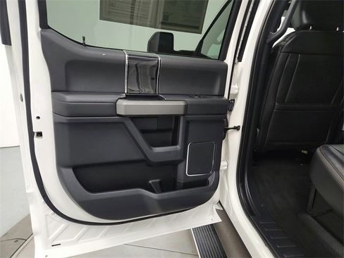 Used 2022 Ford F250 Platinum image 34