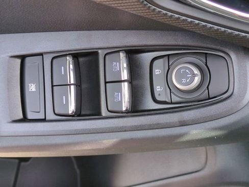 New 2025 Subaru Crosstrek 2.5i Limited w/ Crosstrek Mirror Package image 13