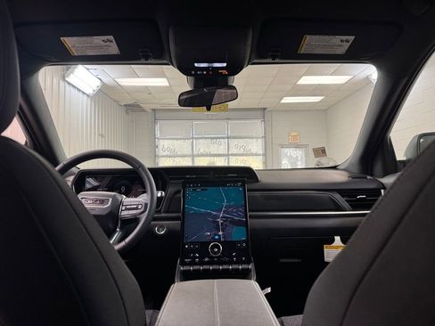 New 2026 GMC Terrain Elevation w/ LPO, Floor Liner Package image 20