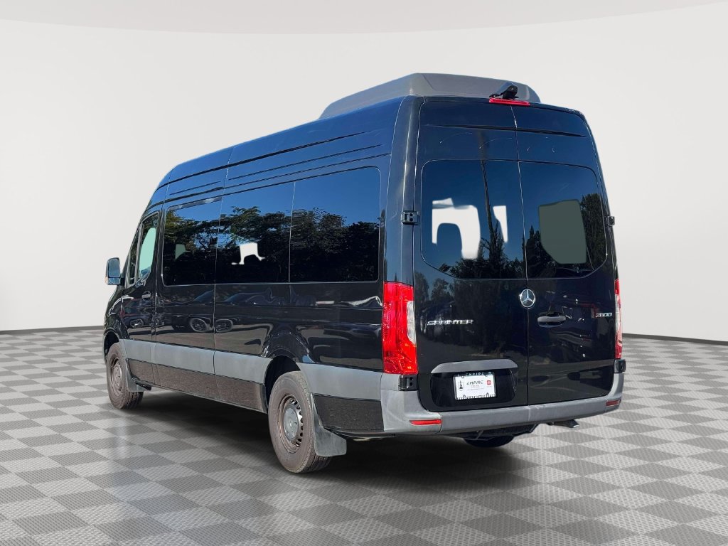 Used 2025 Mercedes-Benz Sprinter 2500 image 5
