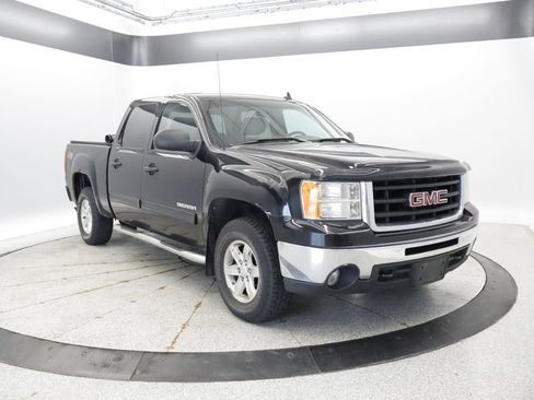 Used 2011 GMC Sierra 1500 SLE w/ Power Tech Package AWD/4WD image 7