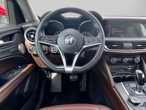 Used 2019 Alfa Romeo Stelvio Ti image 12