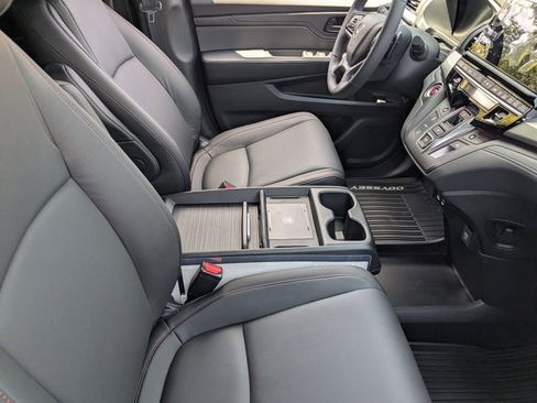 New 2026 Honda Odyssey Sport-L image 6