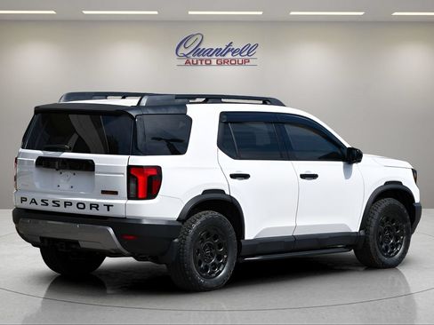 Used 2026 Honda Passport TrailSport Elite image 4