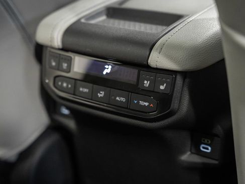 New 2026 Toyota Grand Highlander AWD Hybrid image 35