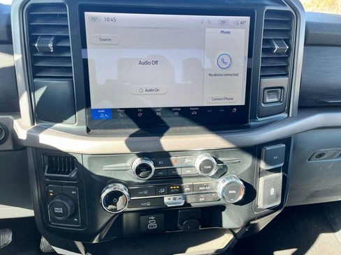 Used 2025 Ford F150 XLT w/ Equipment Group 301A Standard image 19