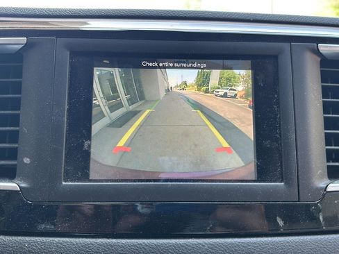 Used 2021 Chrysler Voyager Lxi FWD image 13
