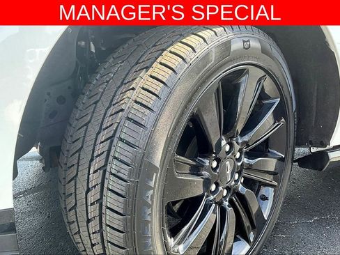 Used 2024 Lincoln Navigator L Reserve AWD/4WD image 38