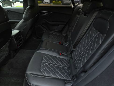 Used 2024 Audi SQ8 Premium Plus w/ Executive Package image 13